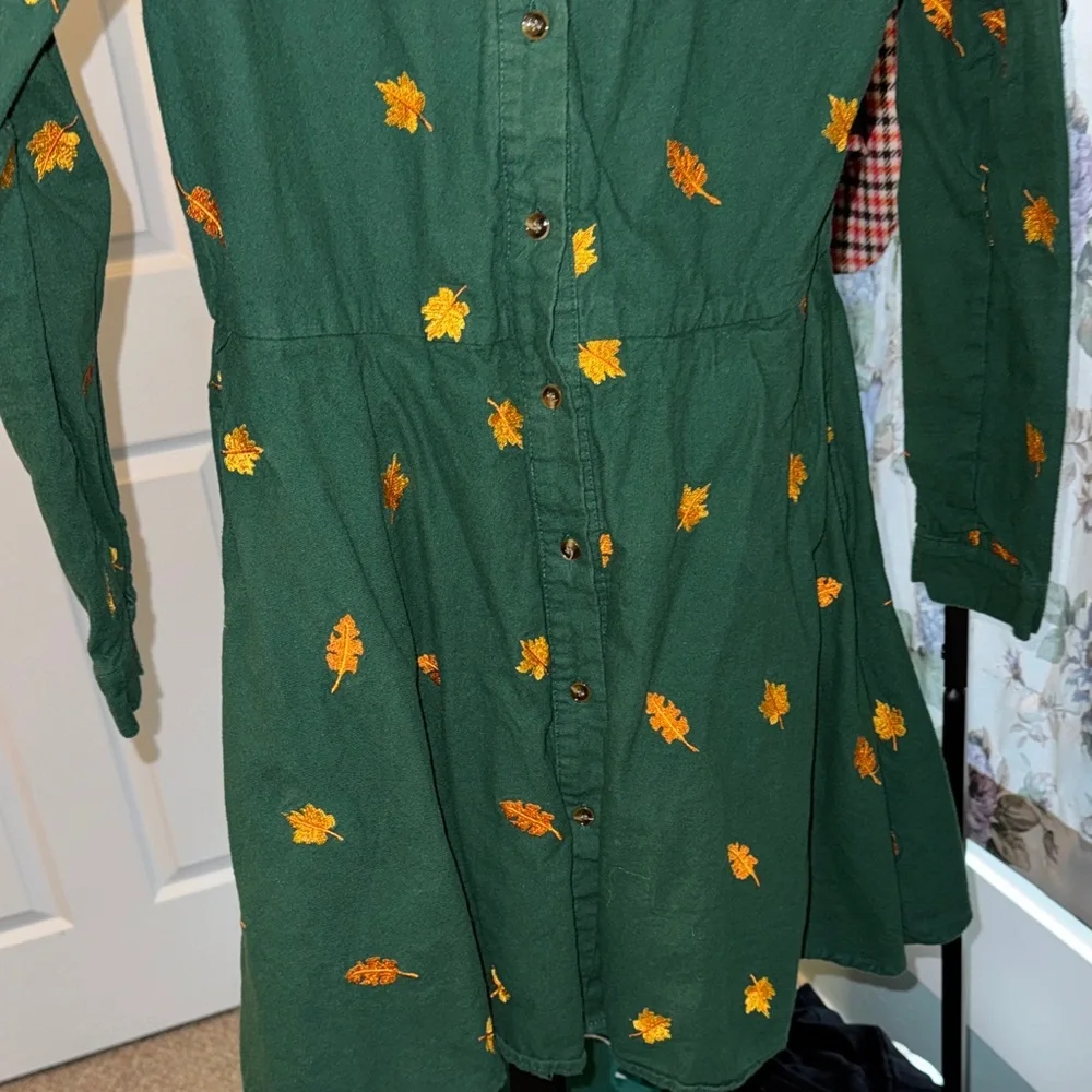 Kiel James Patrick Dark Green Button-Front Dress with Yellow Leaf Embroidery - Picture 3 of 6